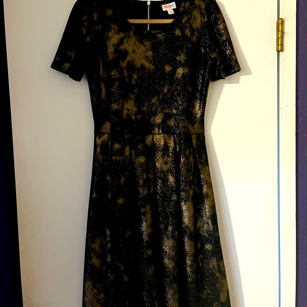LuLaRoe Elegant Amelia, black and shimmery gold, size medium